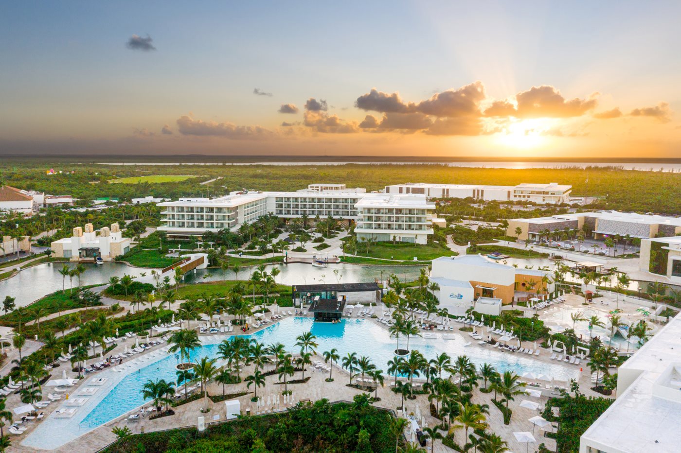 cun-palladium-costa-mujeres-aerial-01